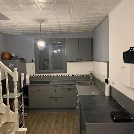 Maison Avec Piscine Et Spa. *